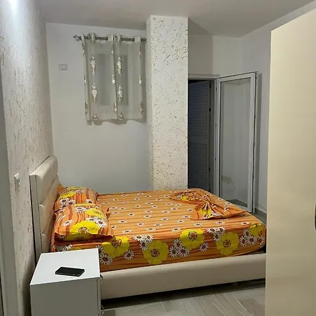 Rezidenca Mabel Hostel *
