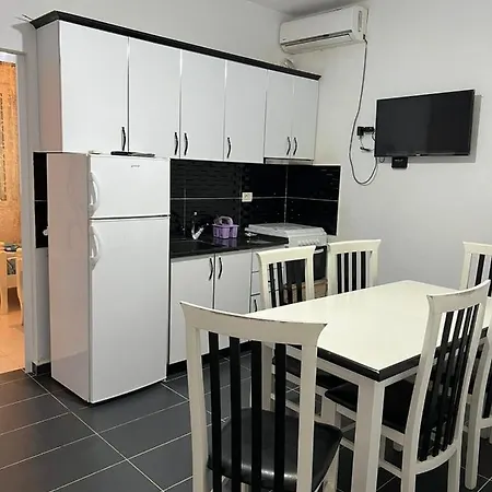 Hostel Rezidenca Mabel Velipoje