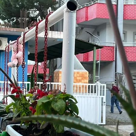 Rezidenca Mabel Hostel Velipoje
